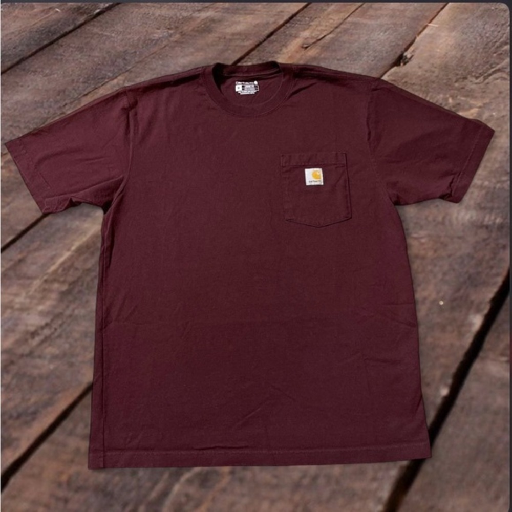 NWOT - Carhartt Mens Brown Pocket Tee